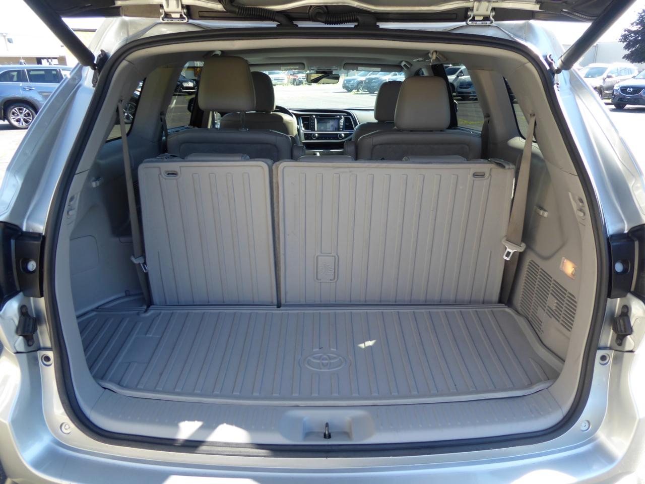 Toyota Highlander Limited AWD V6 2017