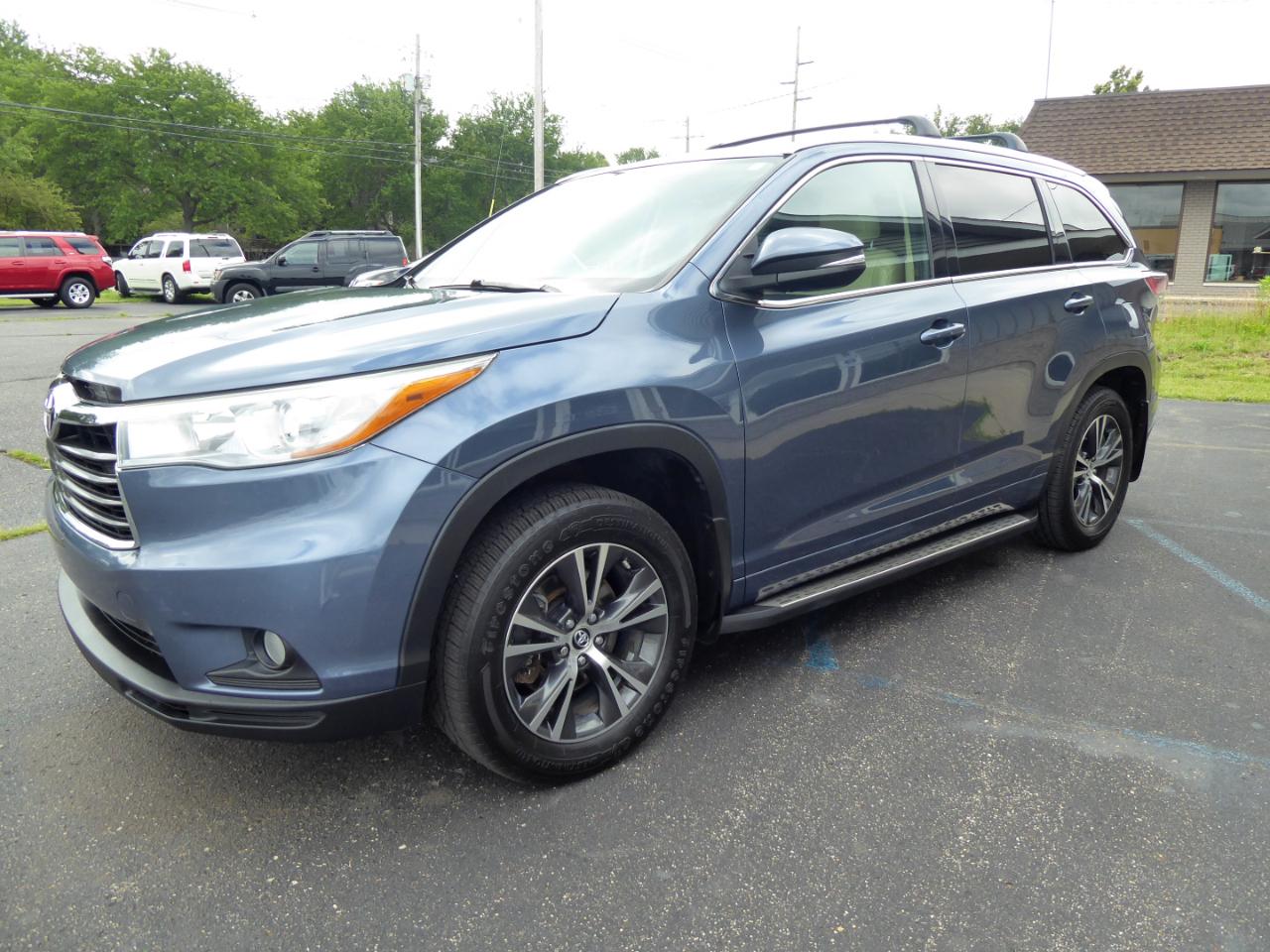 Toyota Highlander XLE AWD V6 2016