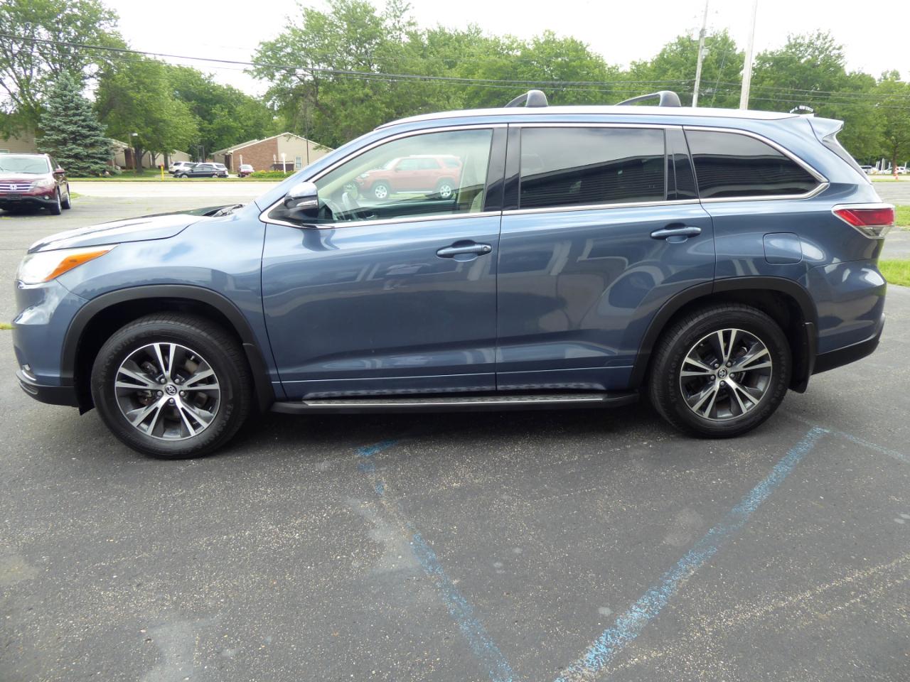 Toyota Highlander XLE AWD V6 2016