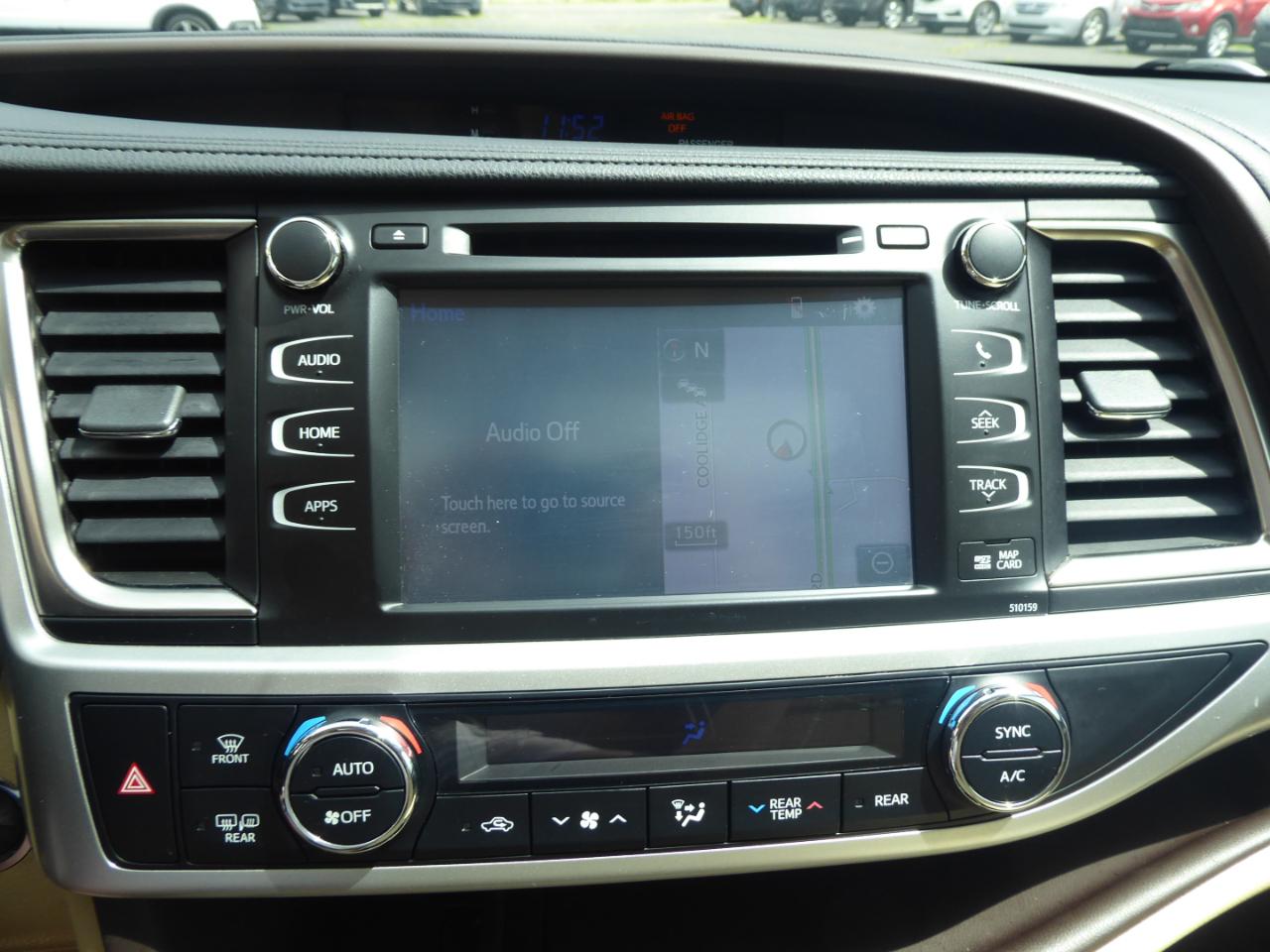 Toyota Highlander XLE AWD V6 2016