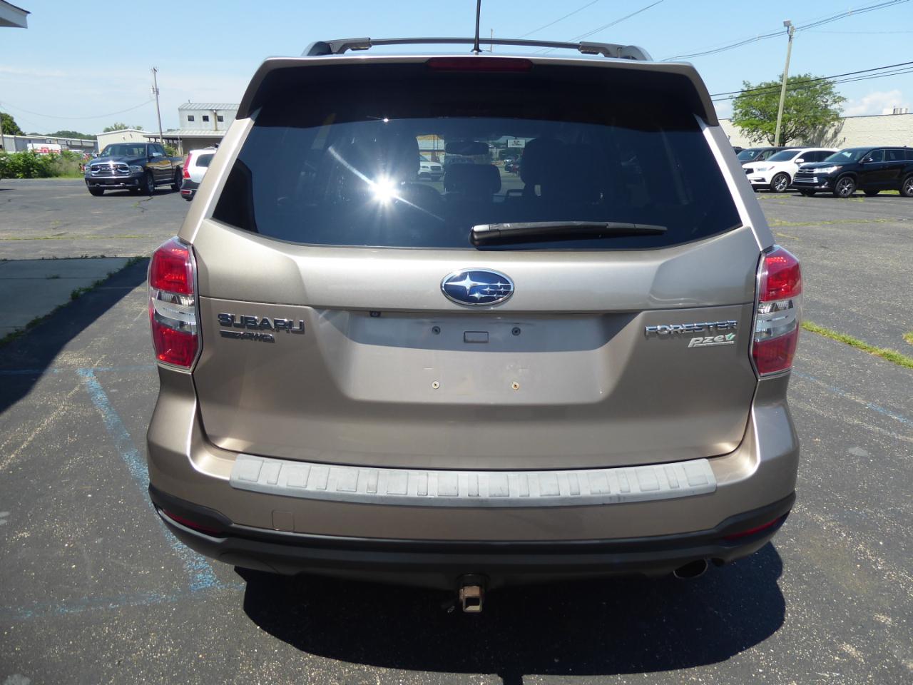 Subaru Forester 2.5i Limited 2014