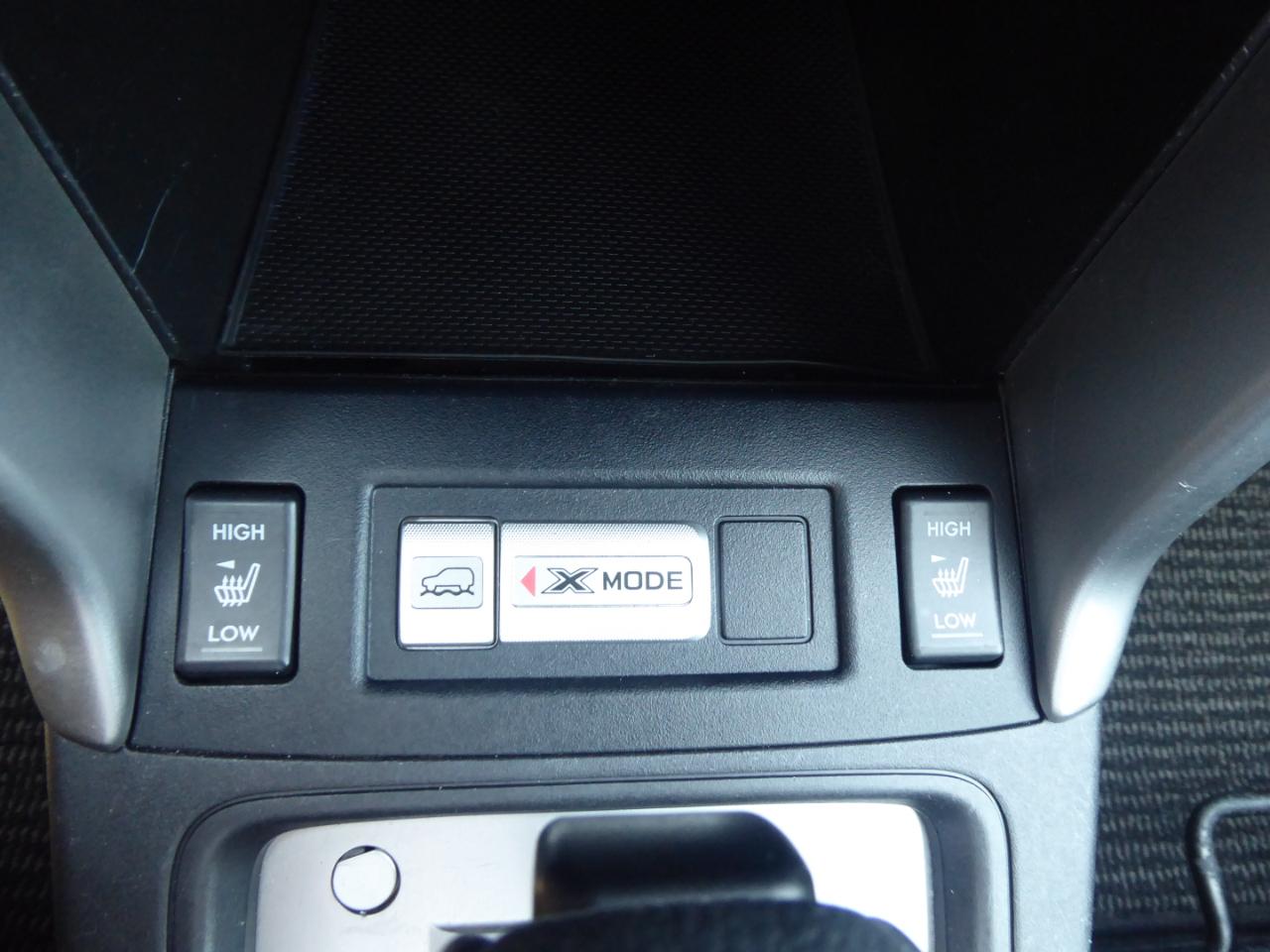 Subaru Forester 2.5i Limited 2014