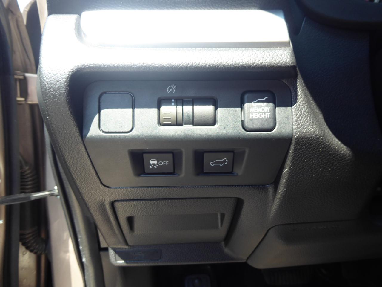 Subaru Forester 2.5i Limited 2014