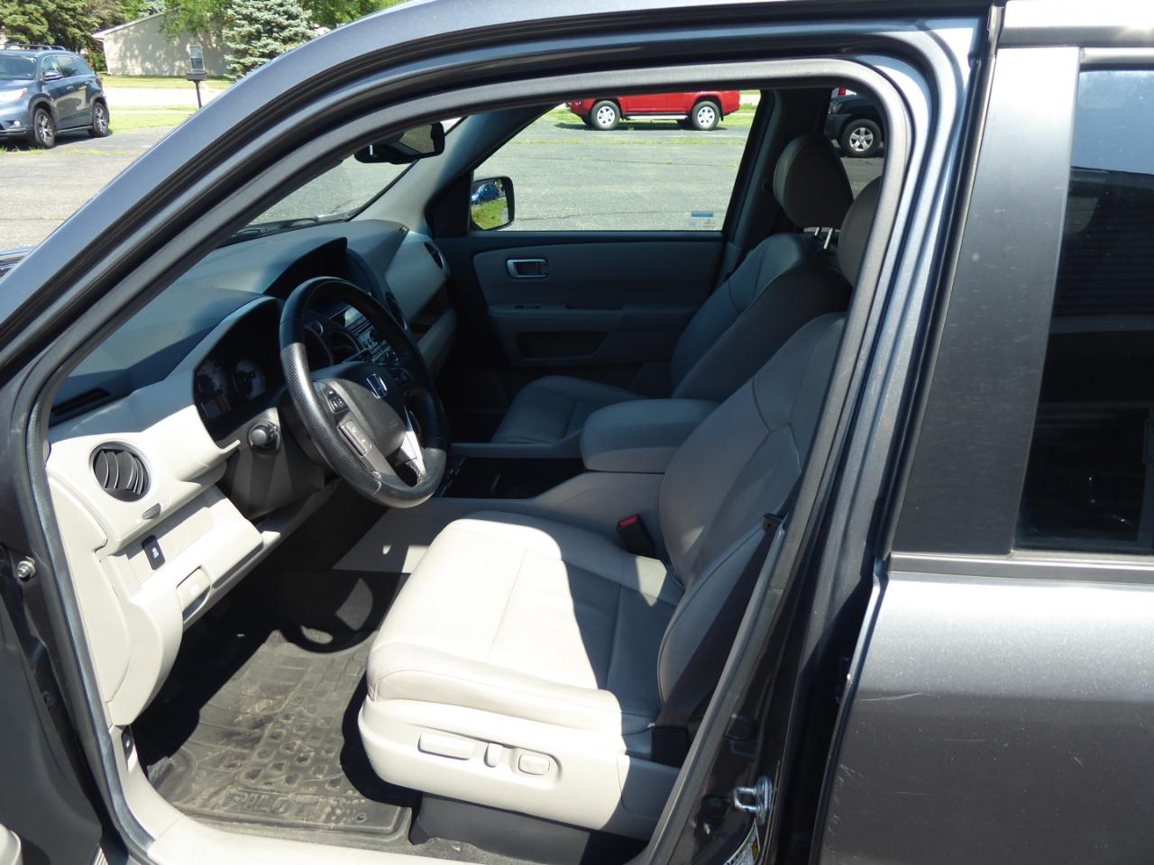 Honda Pilot EX-L 4WD 5-Spd AT 2012