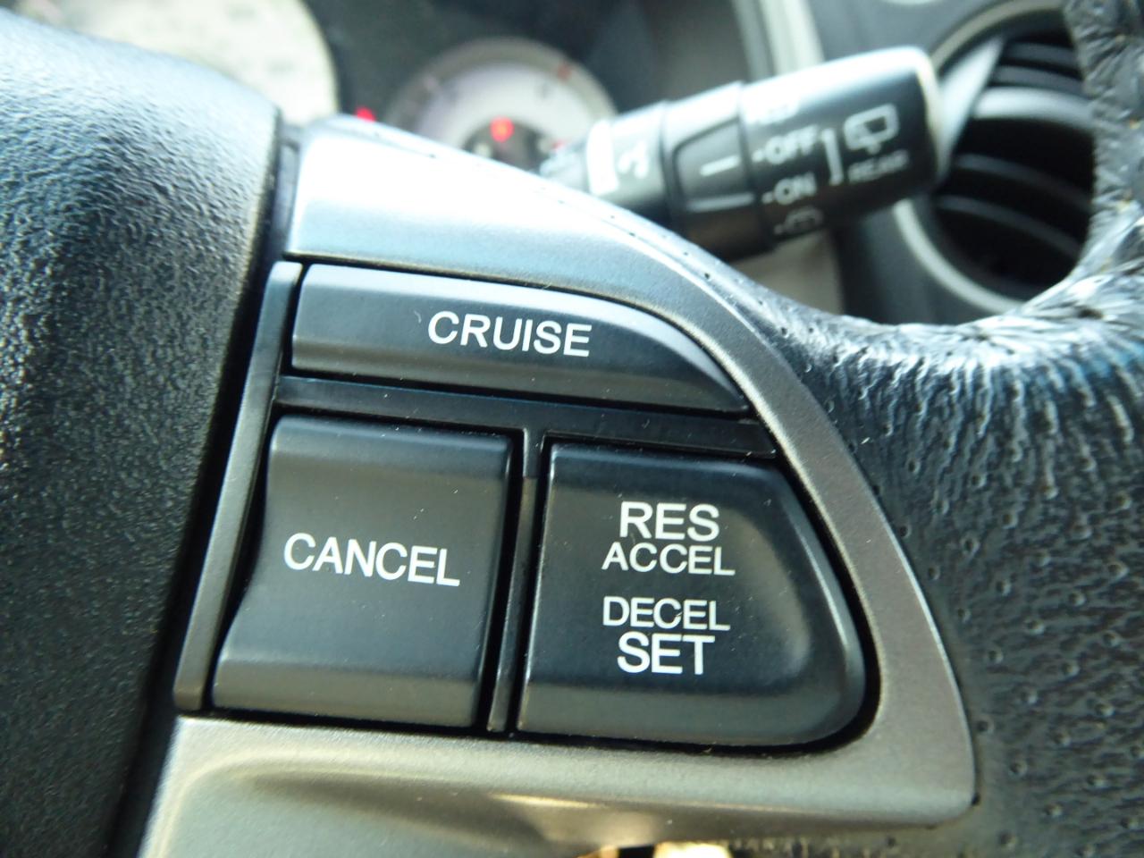 Honda Pilot EX-L 4WD 5-Spd AT 2012