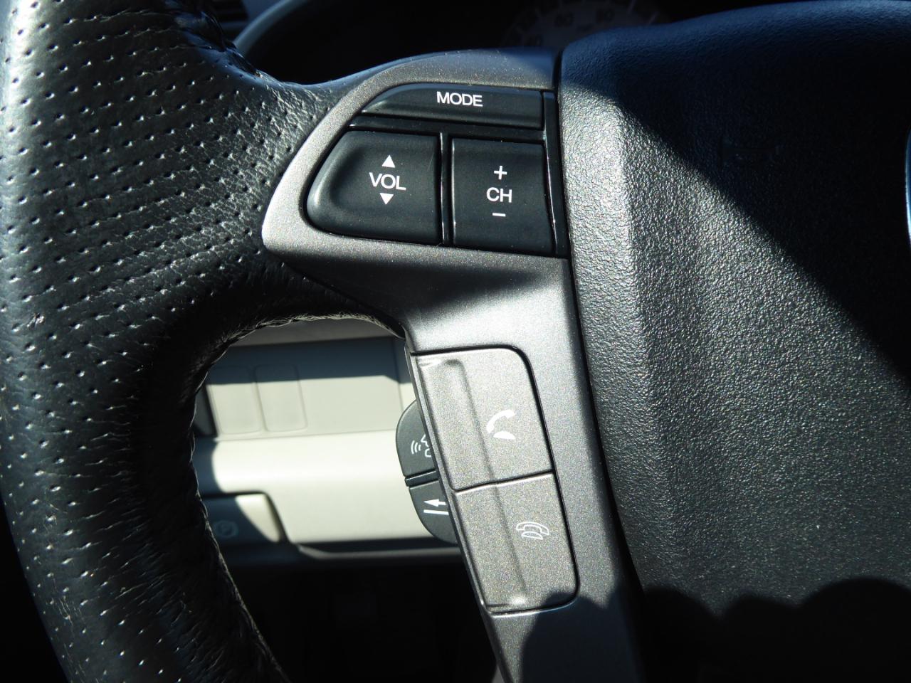 Honda Pilot EX-L 4WD 5-Spd AT 2012