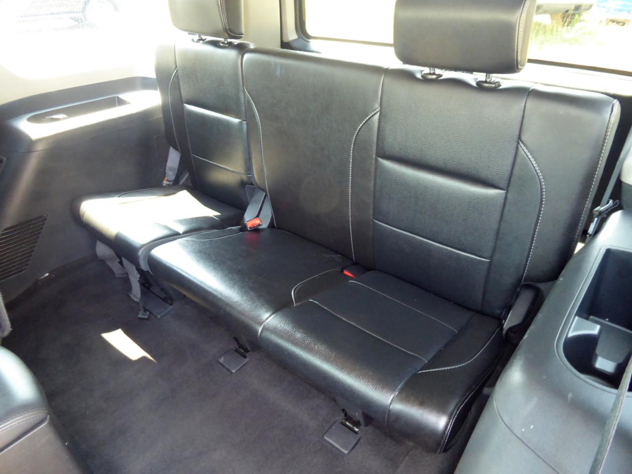 Nissan Armada Platinum 4WD 2014