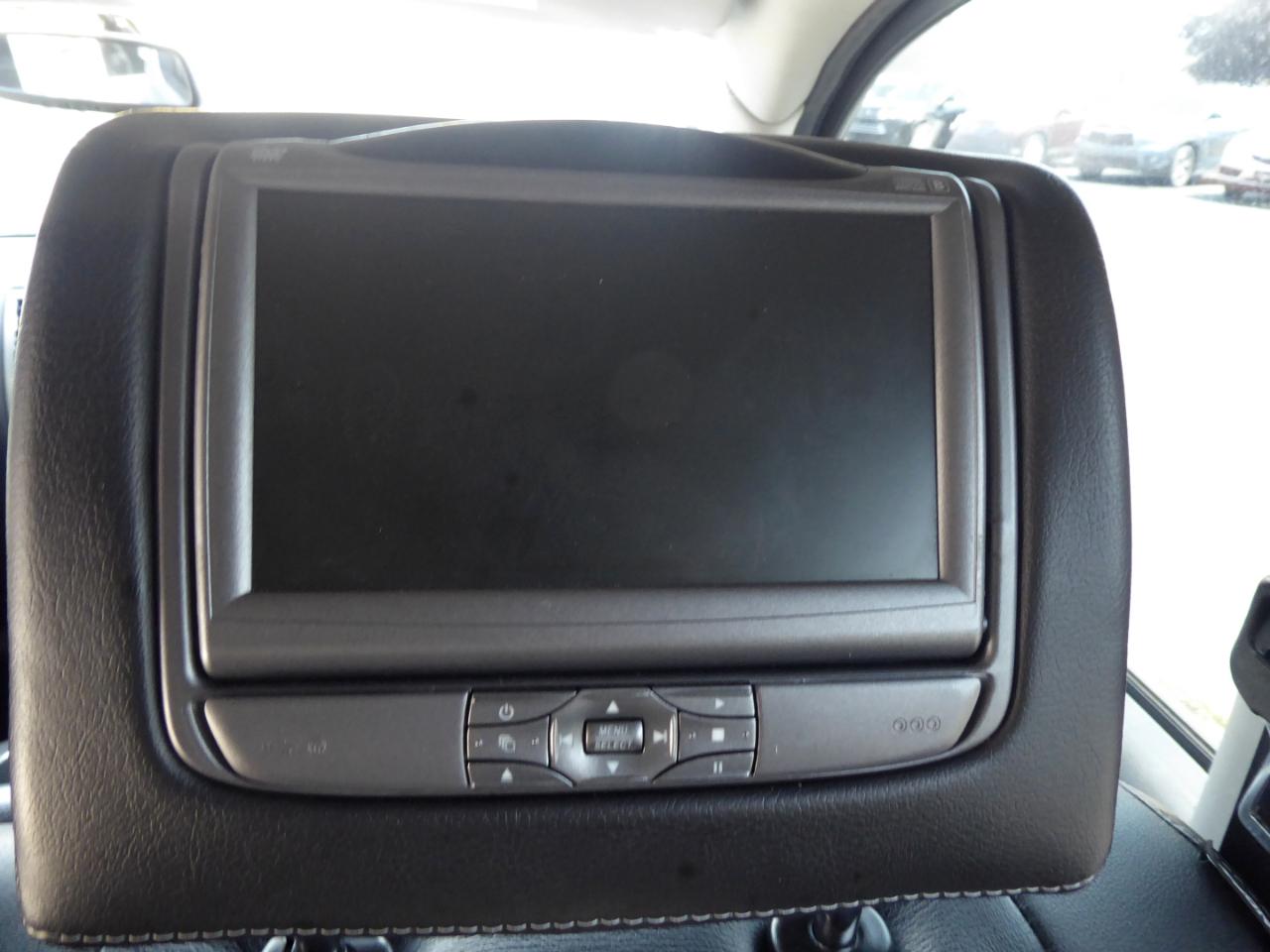 Nissan Armada Platinum 4WD 2014