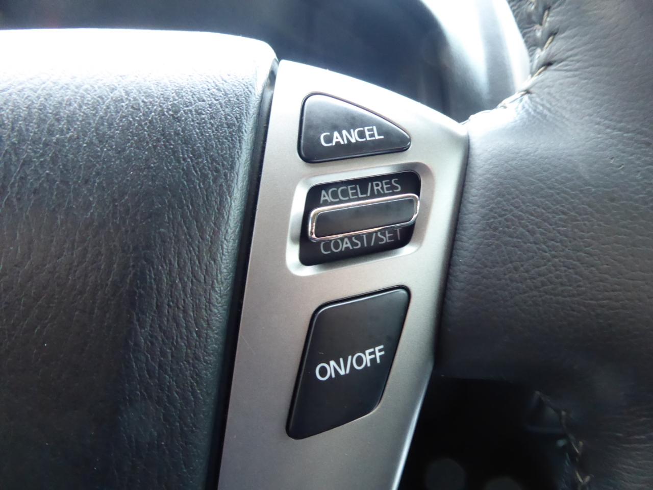 Nissan Armada Platinum 4WD 2014