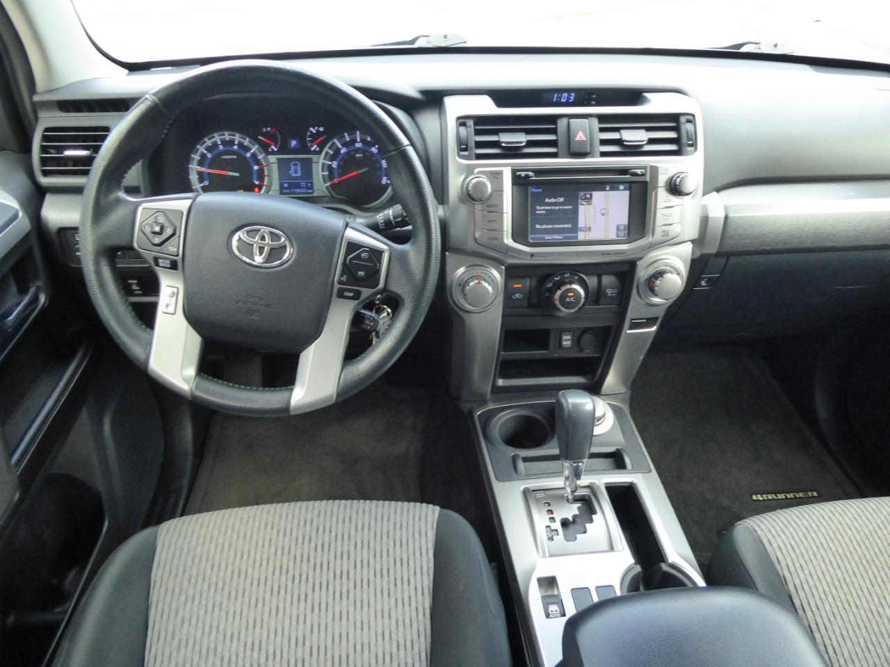 Toyota 4Runner SR5 4WD 2016