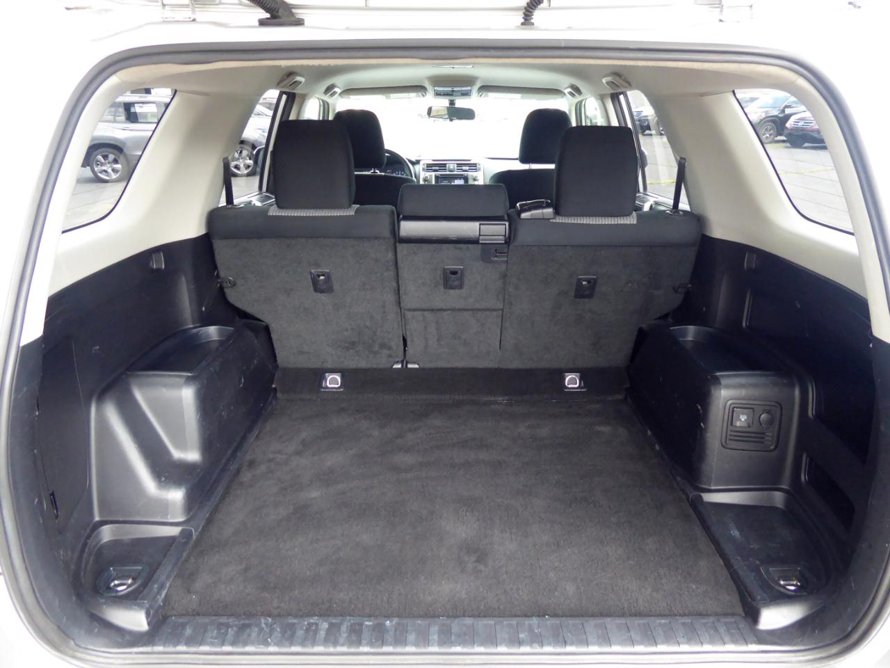 Toyota 4Runner SR5 4WD 2016