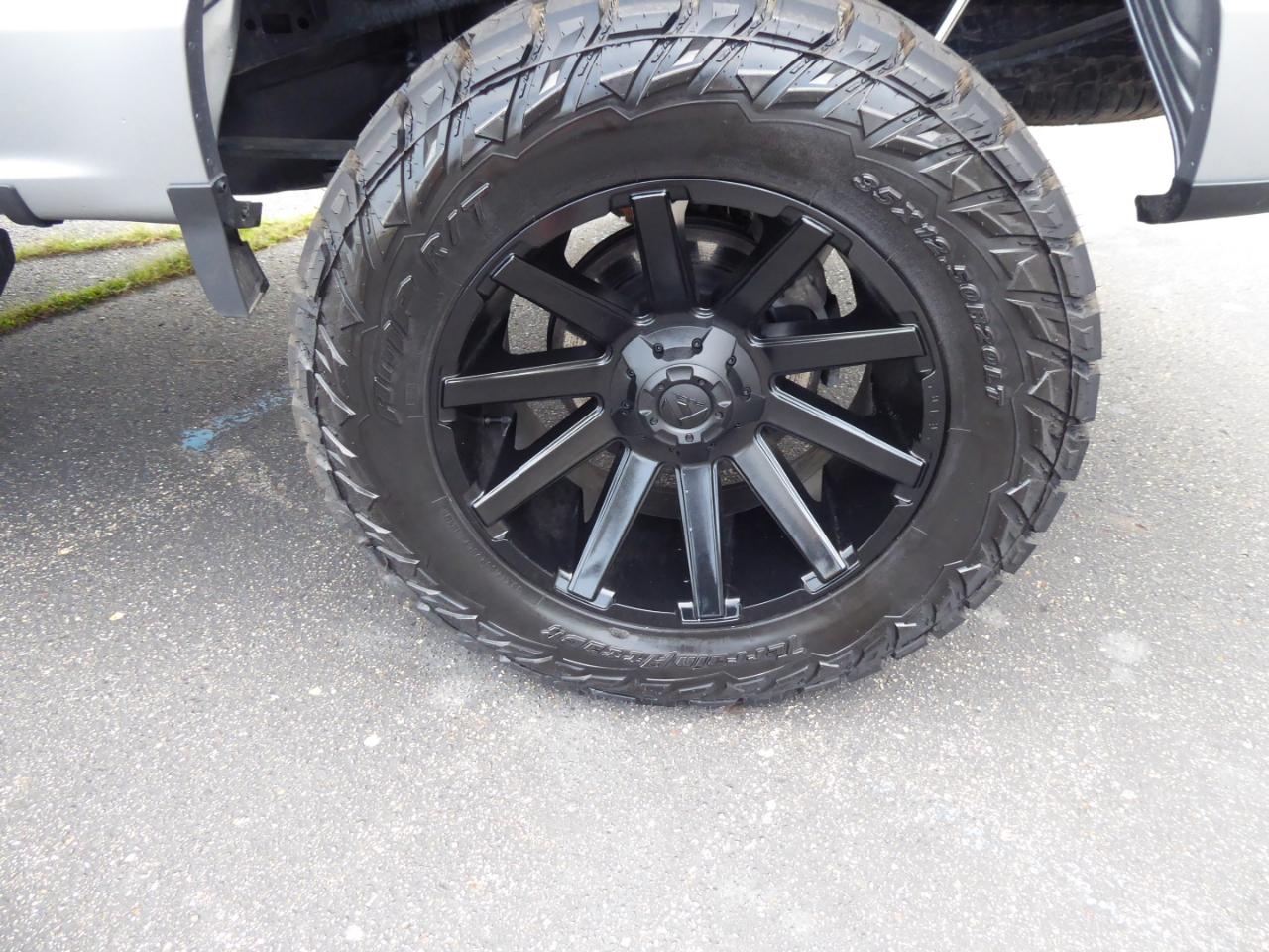 Ford F-150 XLT SuperCrew 4WD 2025