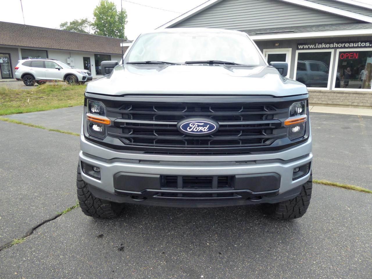 Ford F-150 XLT SuperCrew 4WD 2025