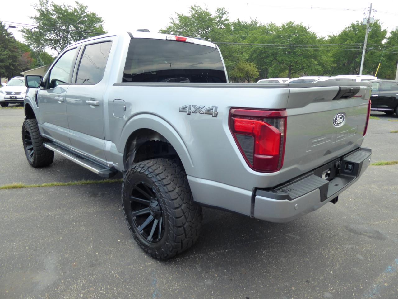 Ford F-150 XLT SuperCrew 4WD 2025