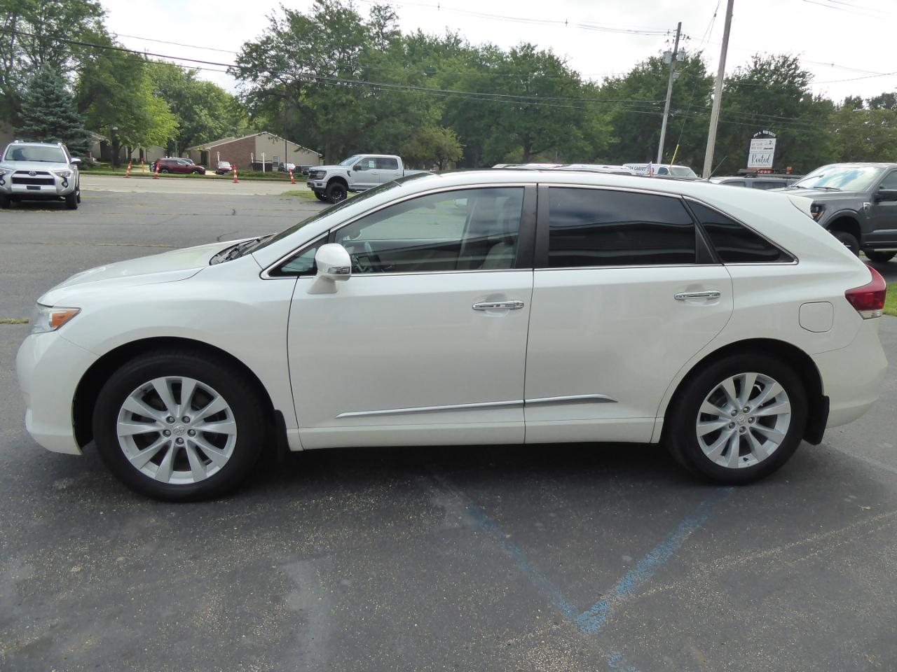 Toyota Venza XLE I4 AWD 2015