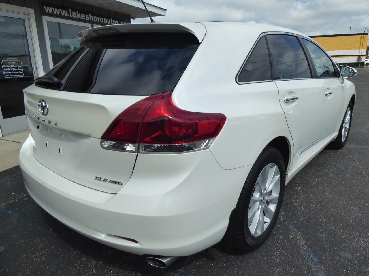 Toyota Venza XLE I4 AWD 2015