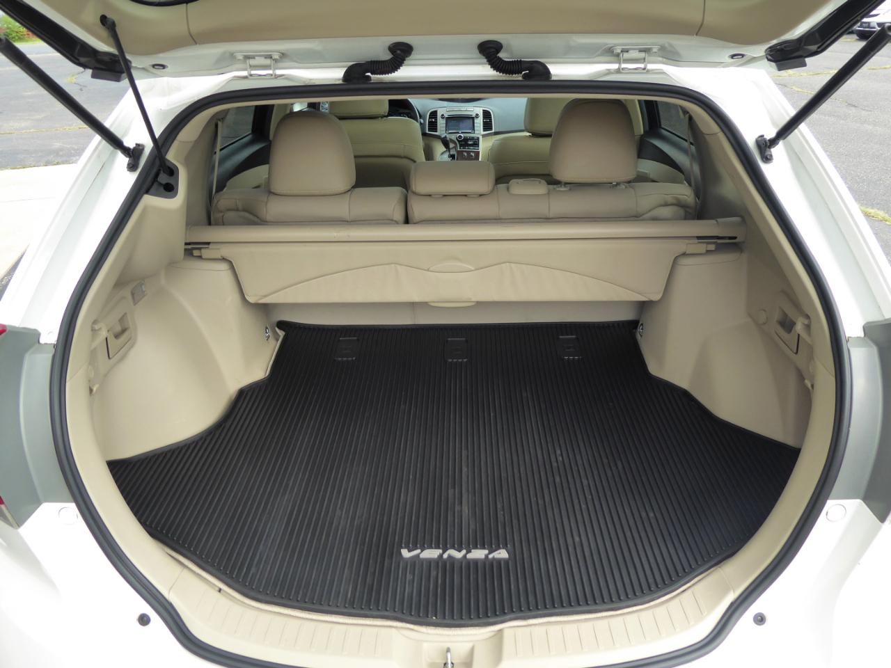 Toyota Venza XLE I4 AWD 2015