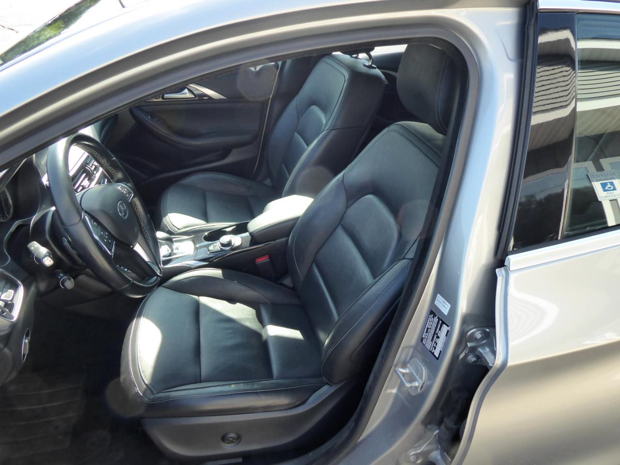Infiniti QX30 Luxury AWD 2017