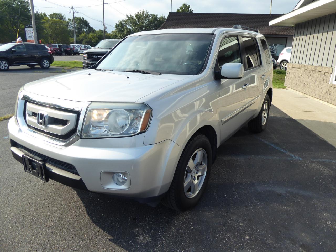 Honda Pilot EX-L 4WD 5-Spd AT with DVD 2011
