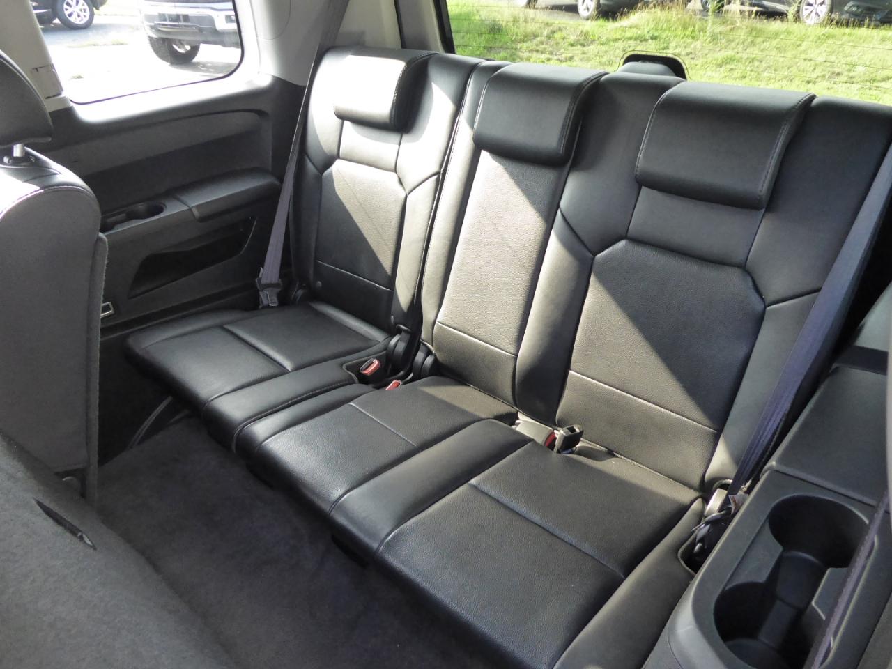 Honda Pilot EX-L 4WD 5-Spd AT with DVD 2011