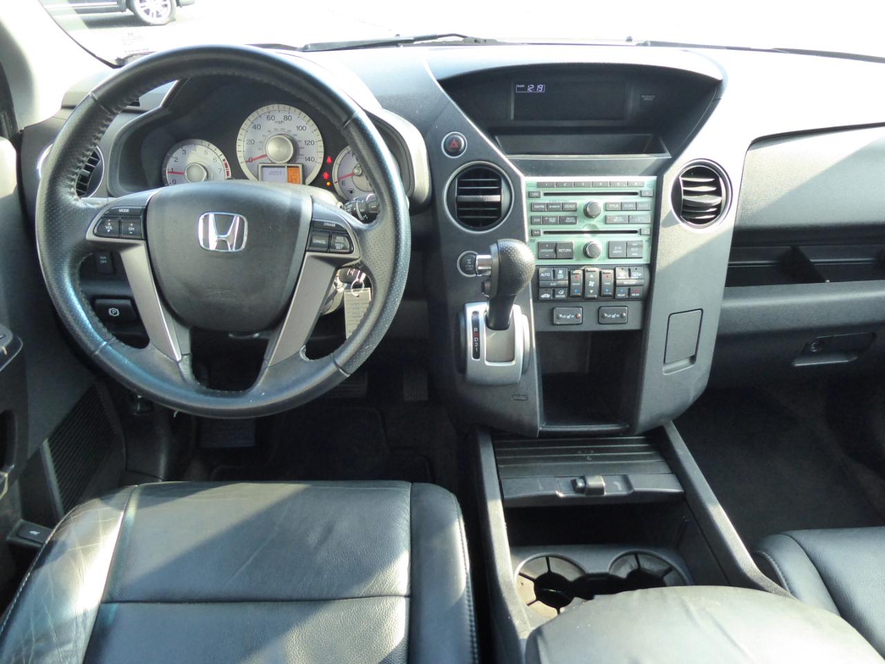 Honda Pilot EX-L 4WD 5-Spd AT with DVD 2011