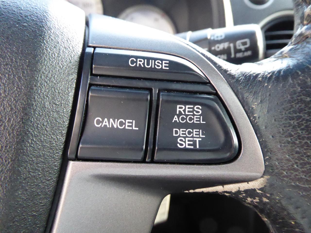 Honda Pilot EX-L 4WD 5-Spd AT with DVD 2011