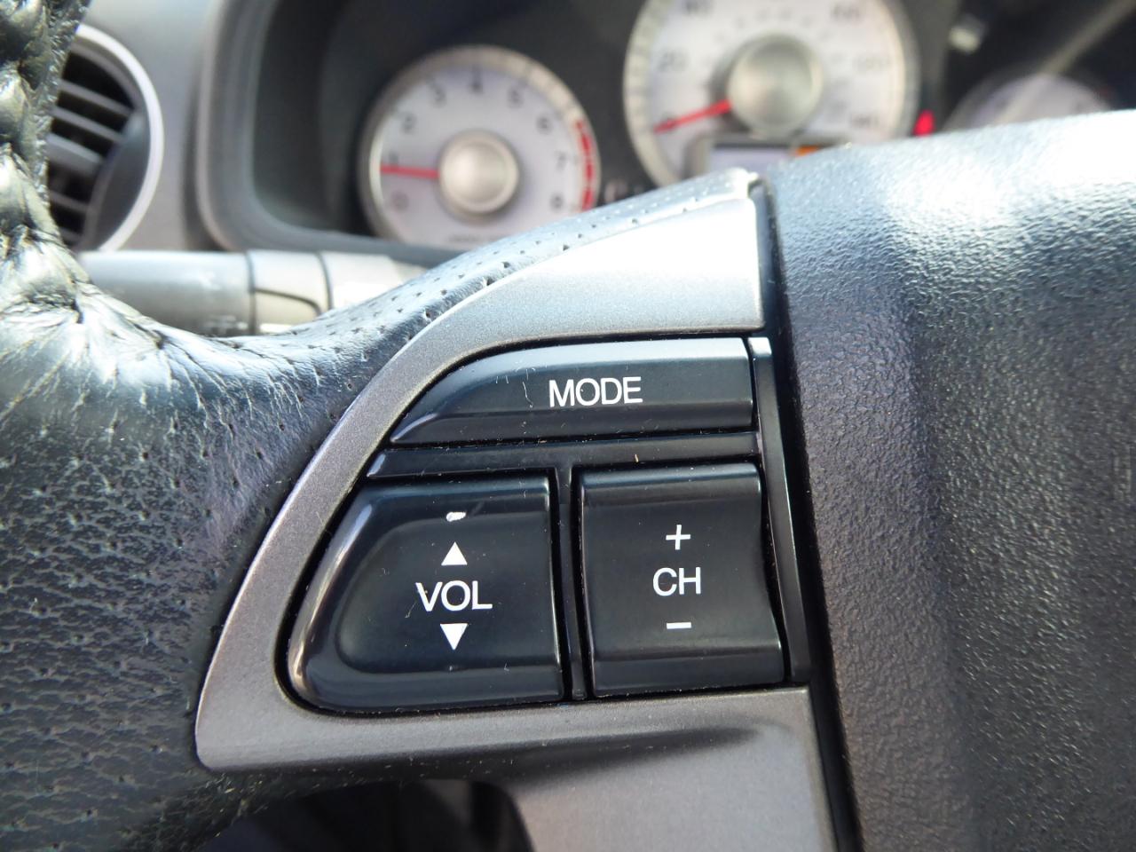 Honda Pilot EX-L 4WD 5-Spd AT with DVD 2011