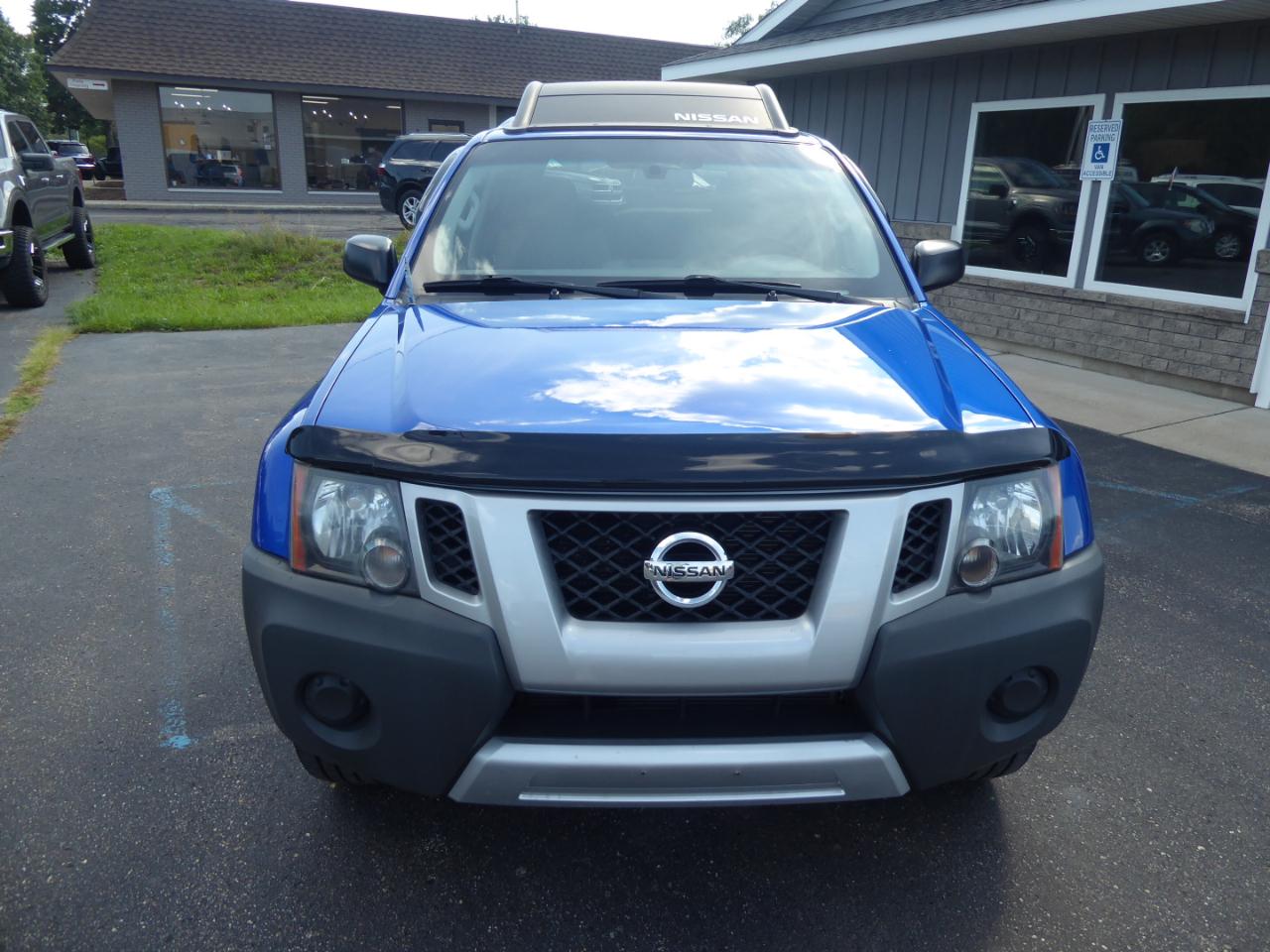 Nissan Xterra X 4WD 2014