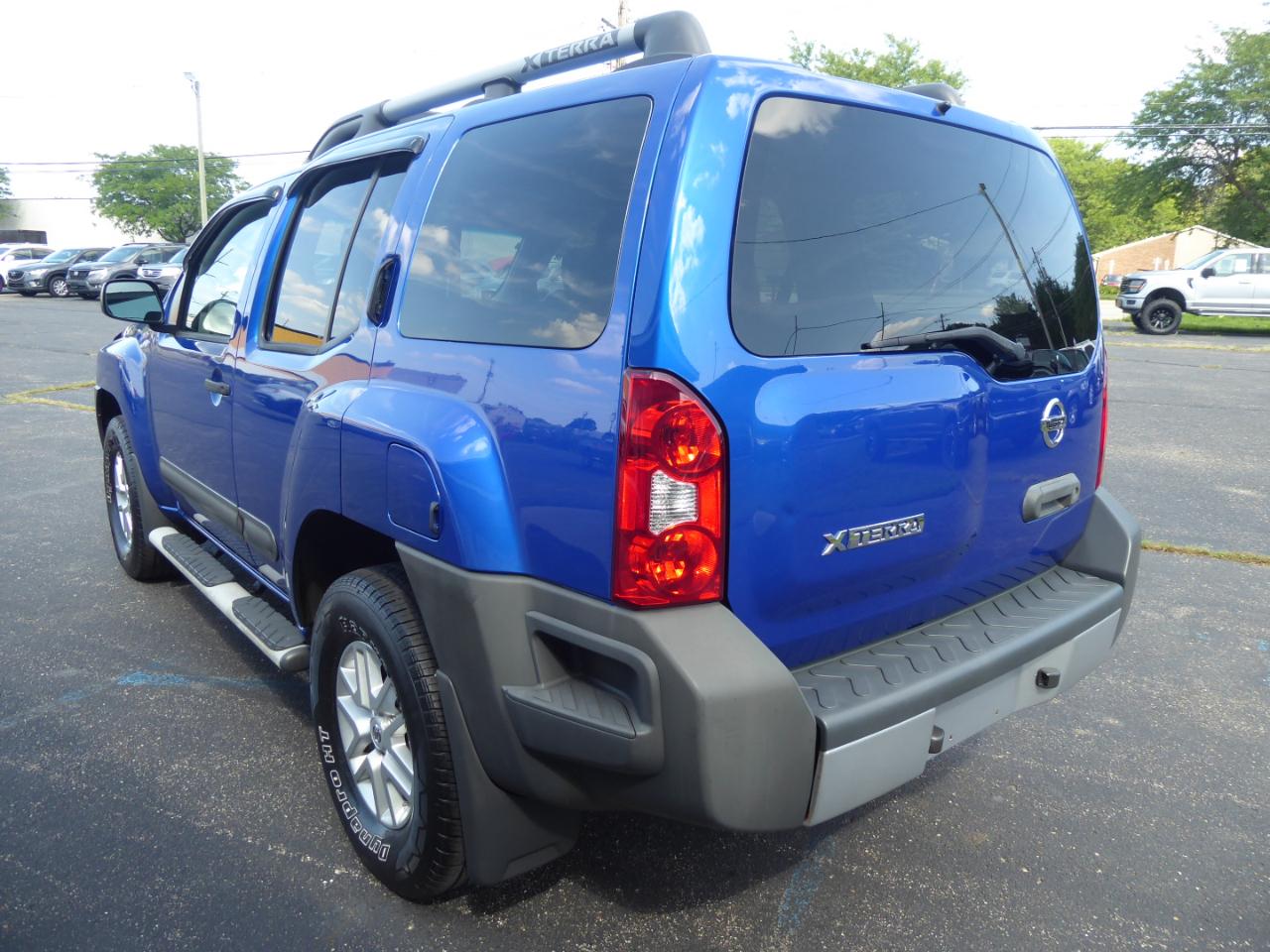 Nissan Xterra X 4WD 2014