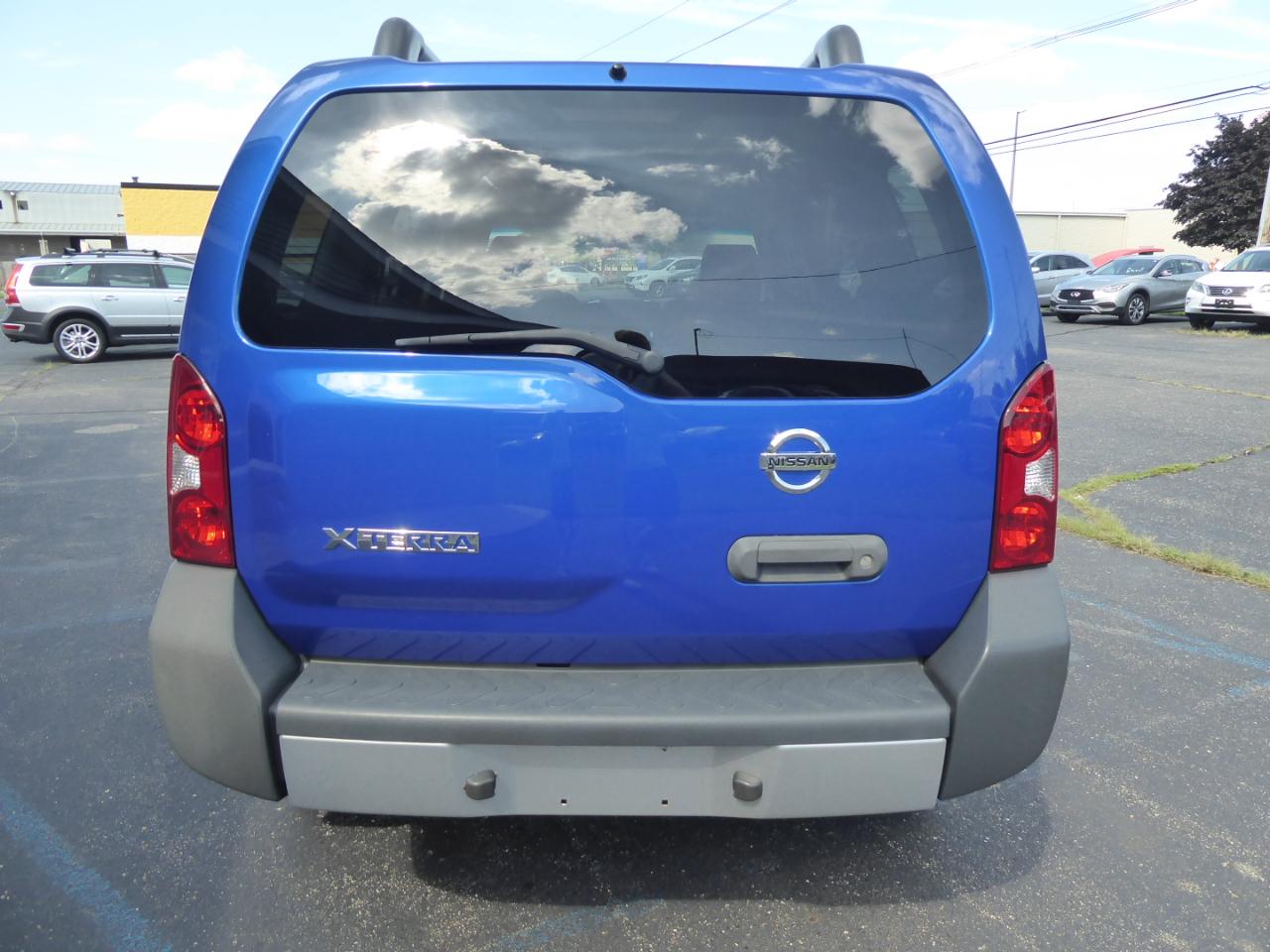 Nissan Xterra X 4WD 2014