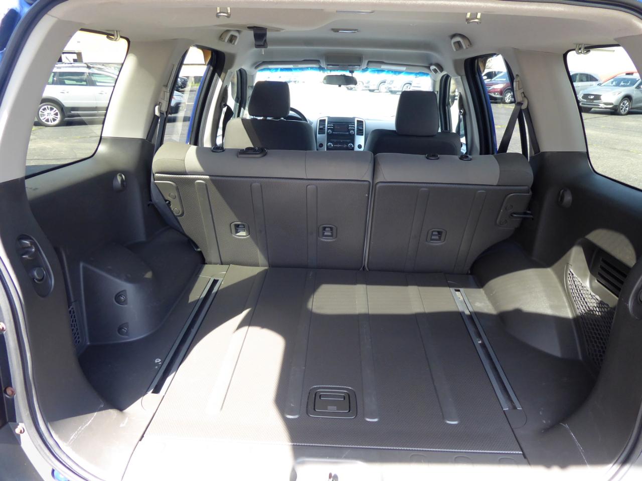 Nissan Xterra X 4WD 2014