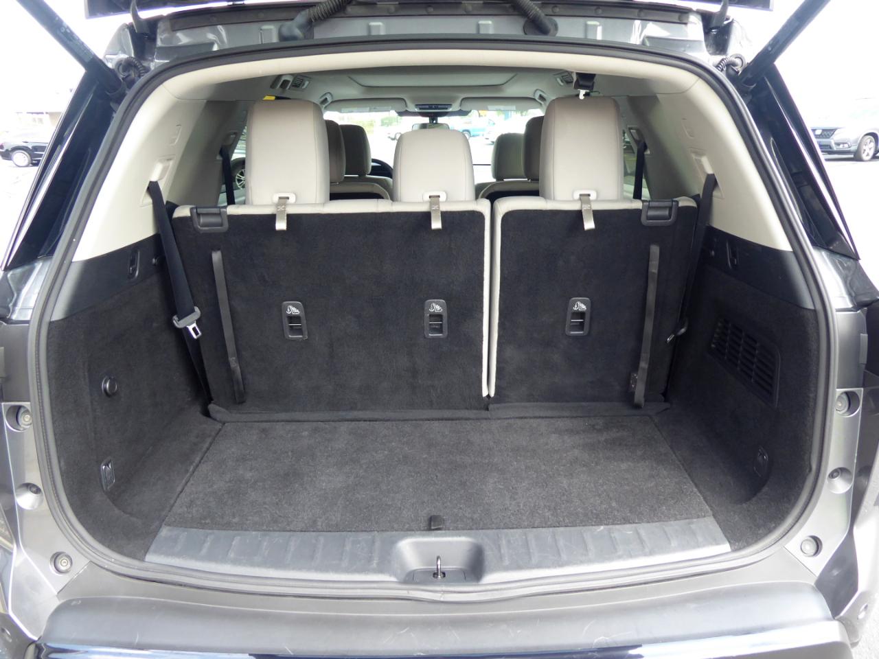 Nissan Pathfinder SV 4WD 2022