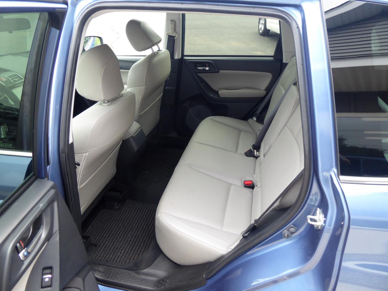 Subaru Forester 2.5i Limited 2017