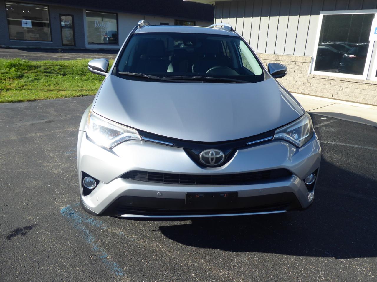 Toyota RAV4 Limited AWD 2016