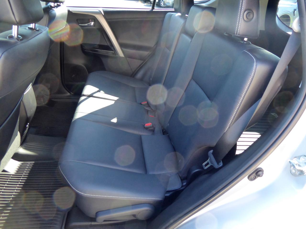 Toyota RAV4 Limited AWD 2016