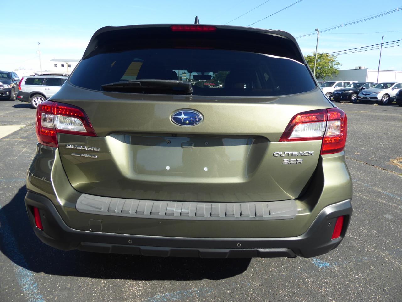 Subaru Outback 3.6R Touring 2019