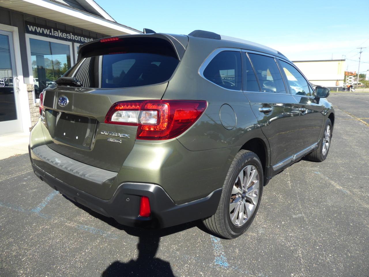 Subaru Outback 3.6R Touring 2019
