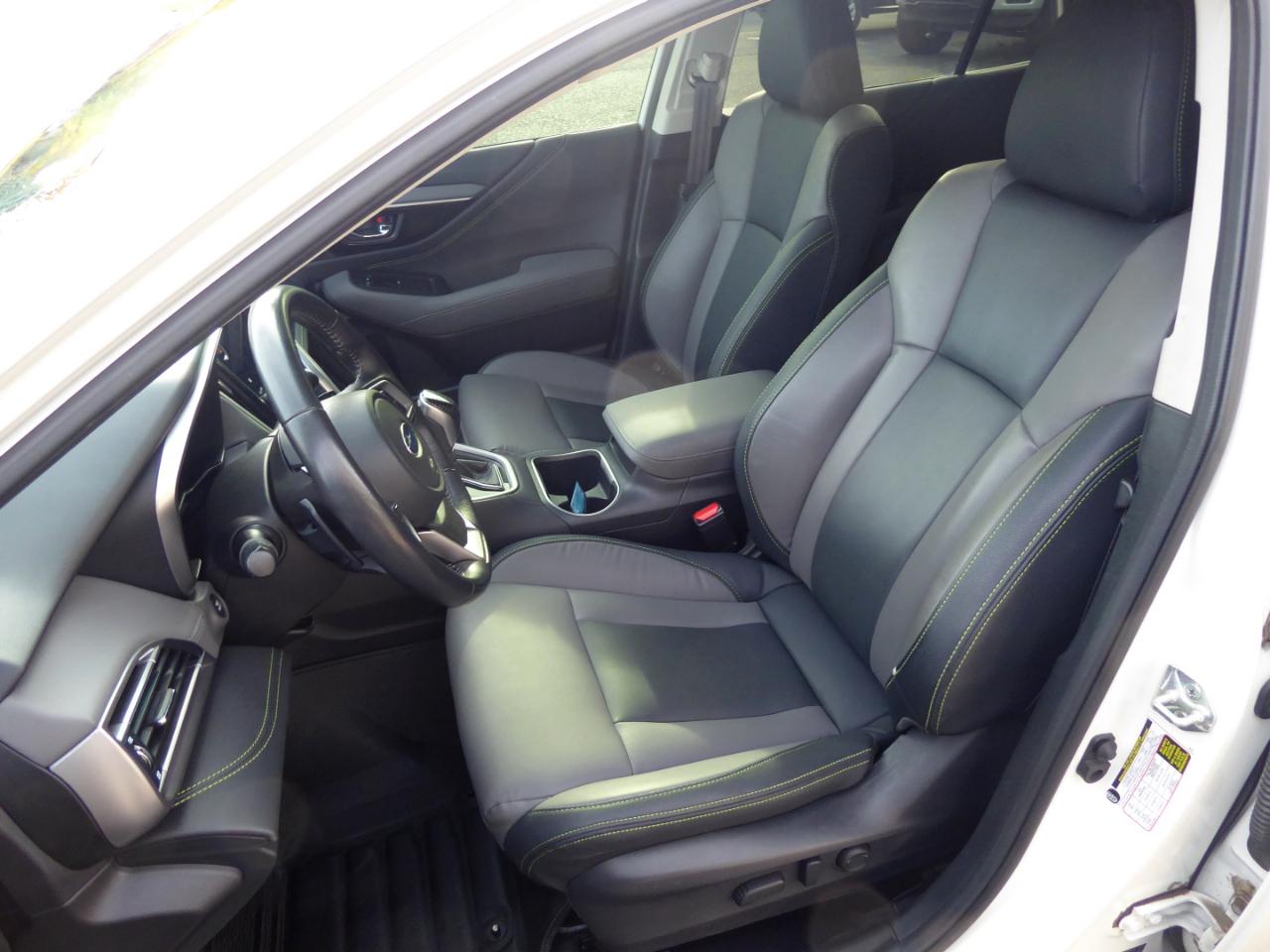 Subaru Outback Onyx Edition XT 2022