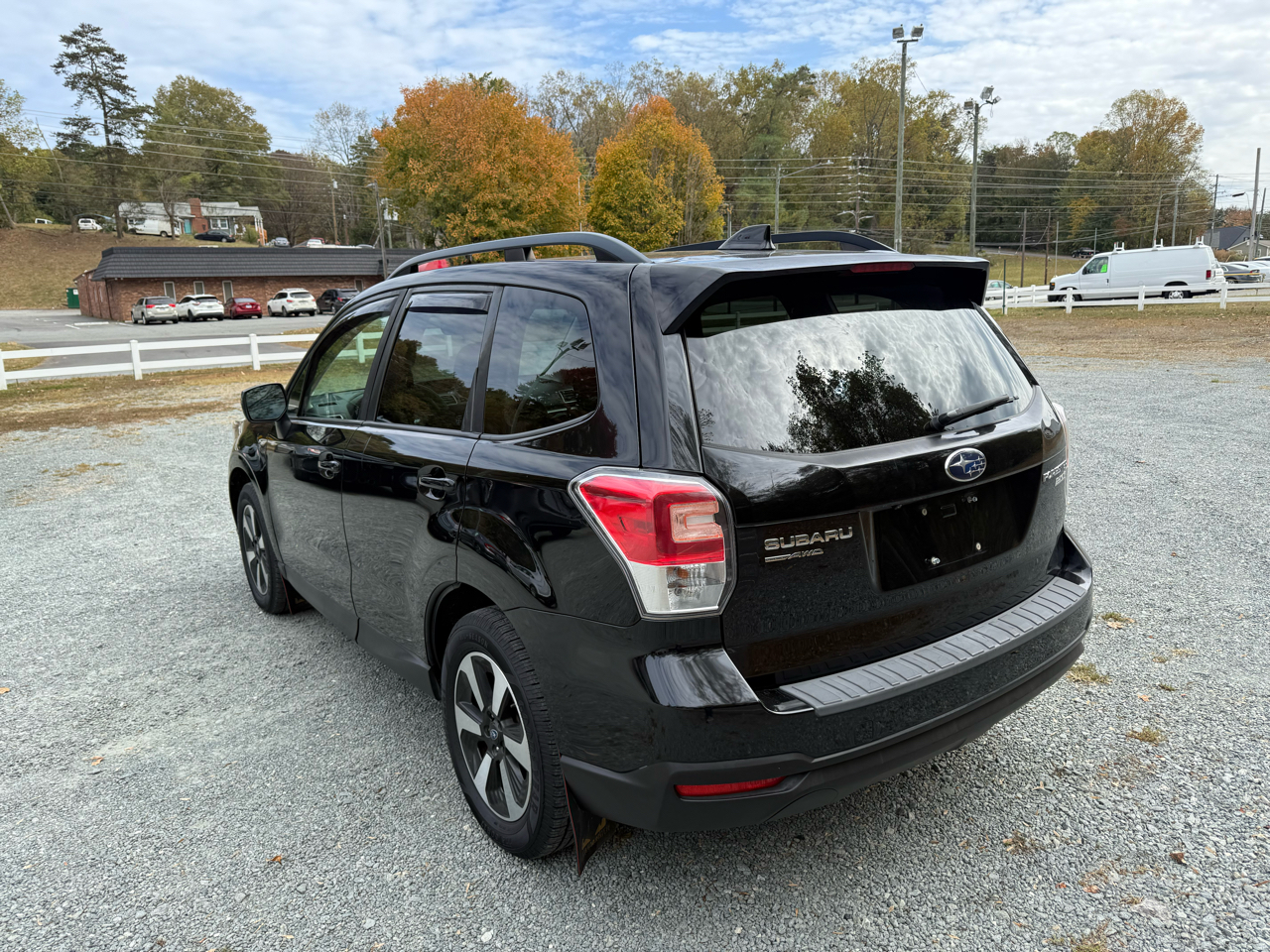 Subaru Forester 2.5i Premium PZEV CVT 2017 Subaru Forester 2.5i Premium PZEV CVT 2017
