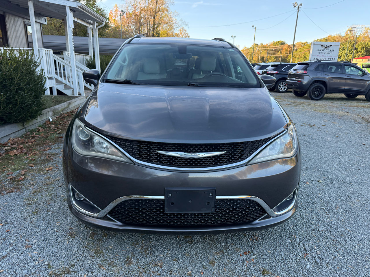 Chrysler Pacifica Touring-L Plus 2017 Chrysler Pacifica Touring-L Plus 2017