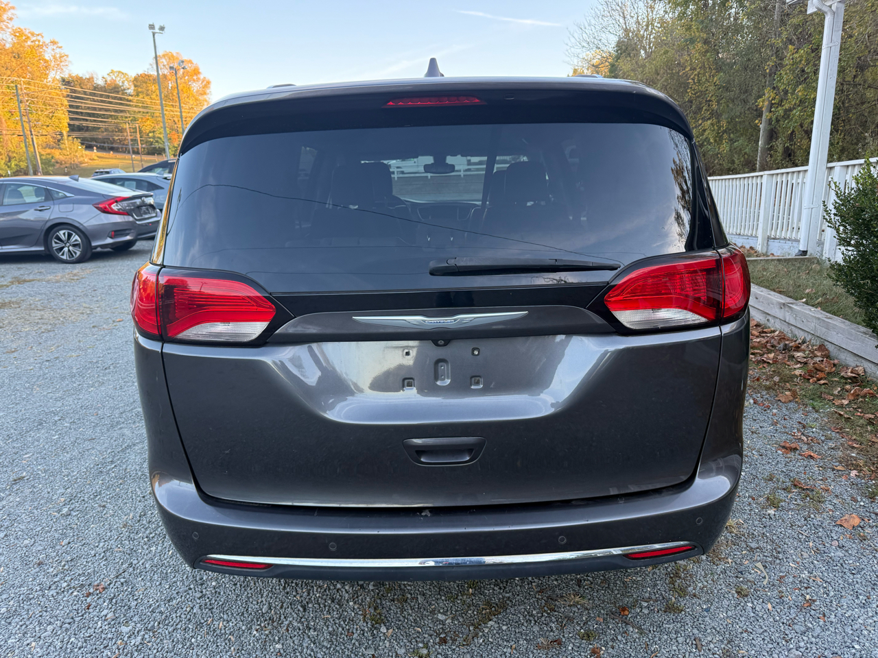 Chrysler Pacifica Touring-L Plus 2017 Chrysler Pacifica Touring-L Plus 2017