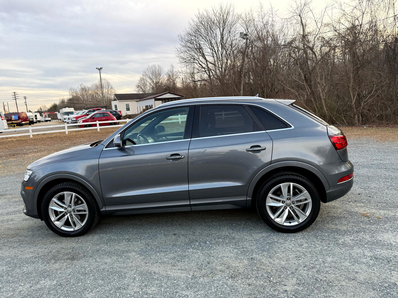 Audi Q3 2.0T quattro Premium Plus 2016