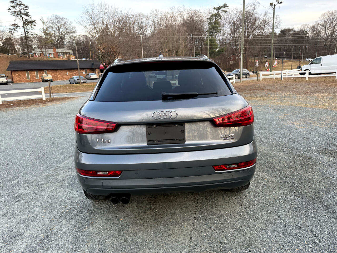 Audi Q3 2.0T quattro Premium Plus 2016