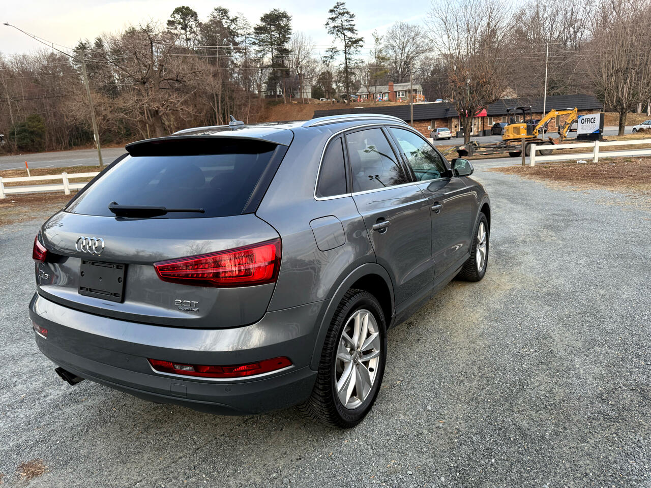 Audi Q3 2.0T quattro Premium Plus 2016