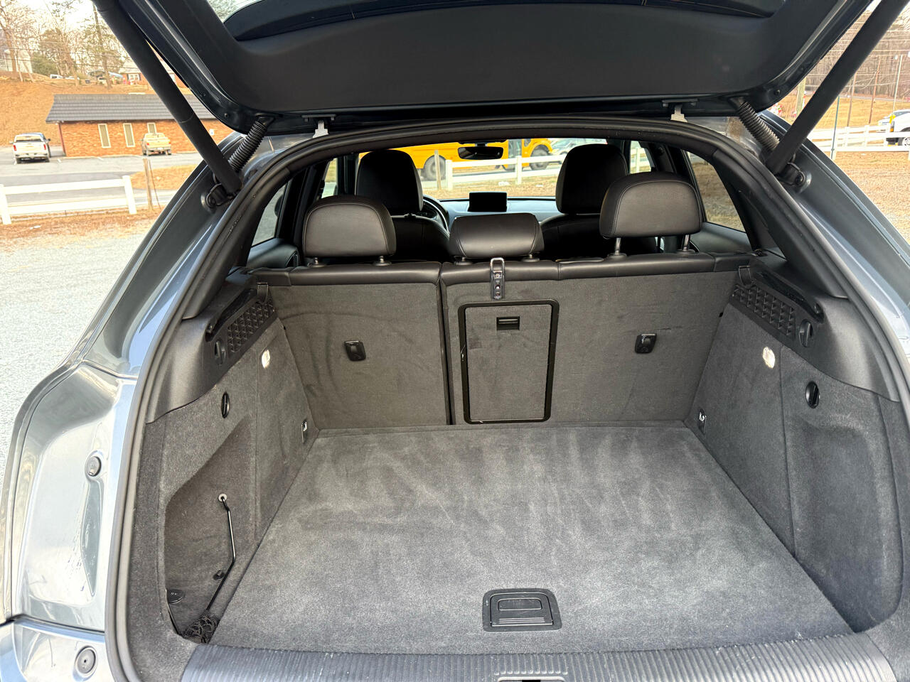 Audi Q3 2.0T quattro Premium Plus 2016