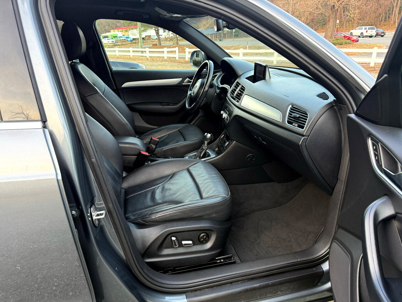 Audi Q3 2.0T quattro Premium Plus 2016