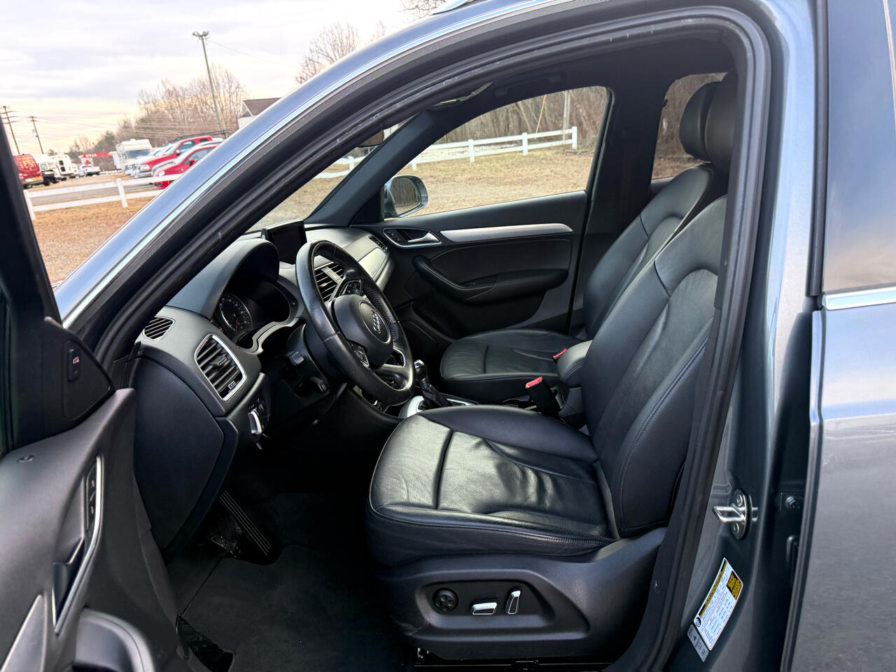 Audi Q3 2.0T quattro Premium Plus 2016