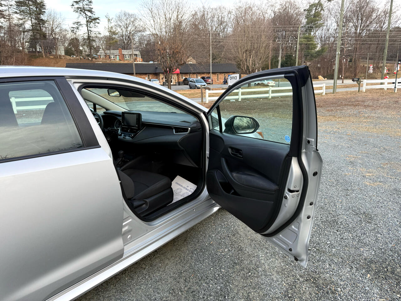 Toyota Corolla LE 2022