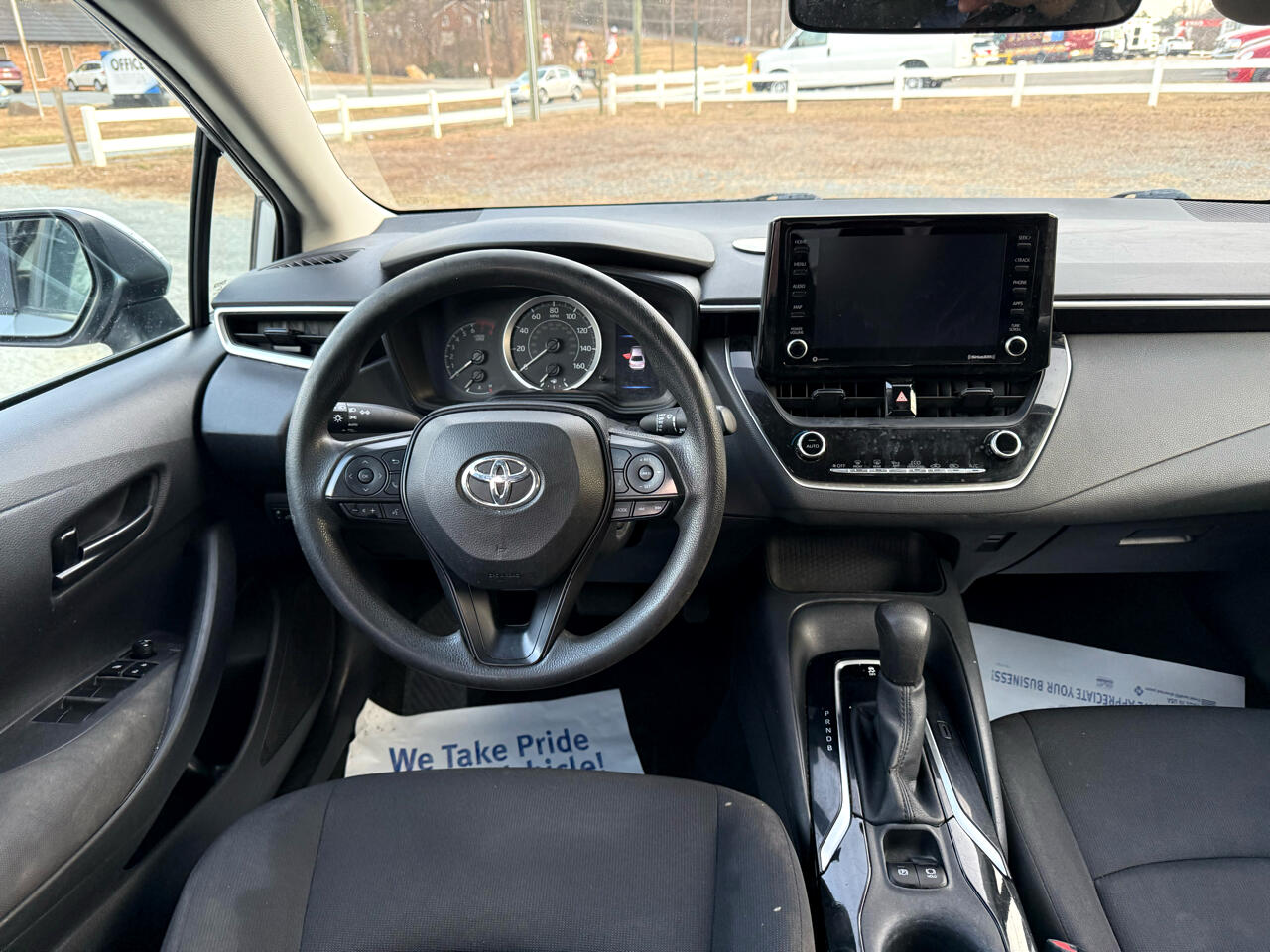 Toyota Corolla LE 2022