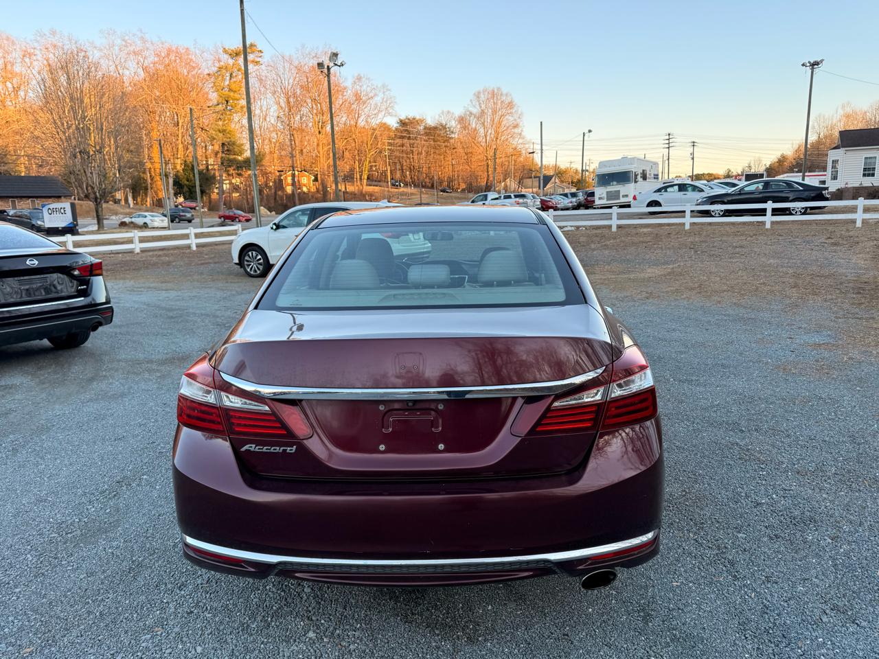 Honda Accord LX Sedan CVT 2017